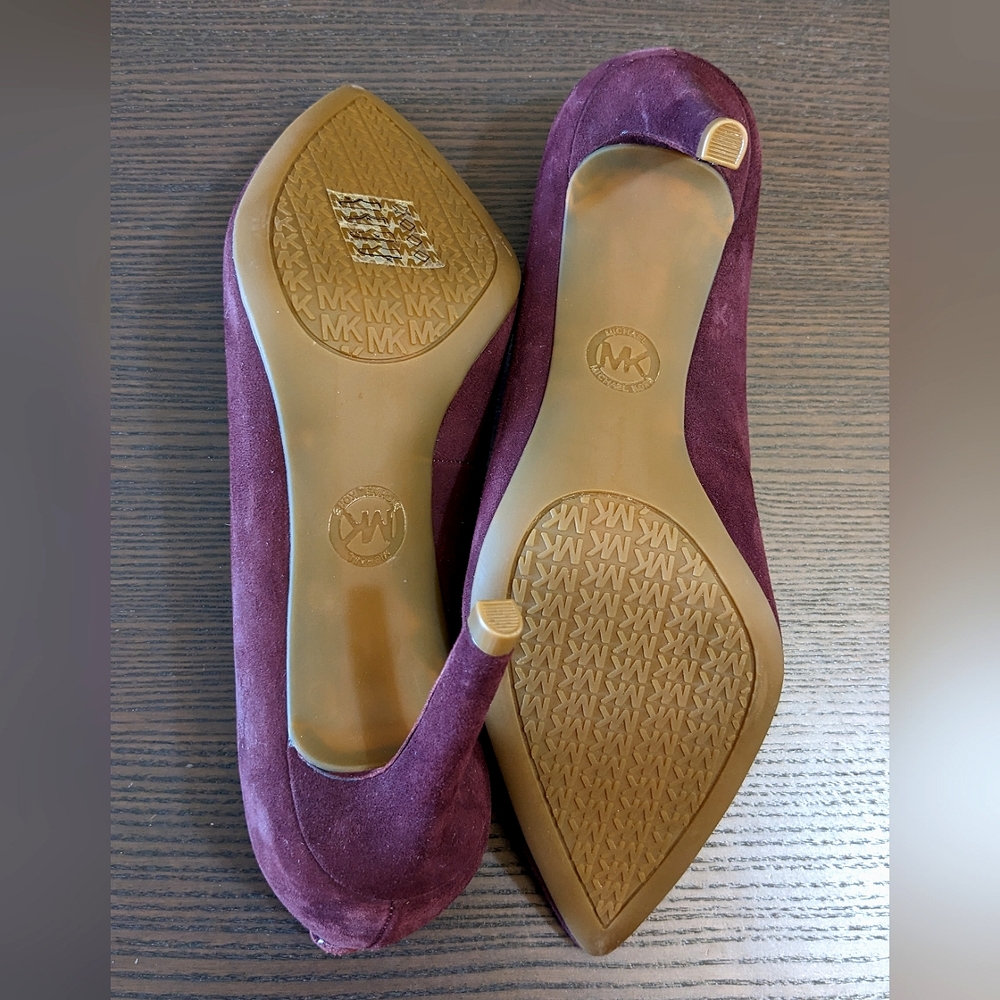 NWT Michael Kors suede shoes